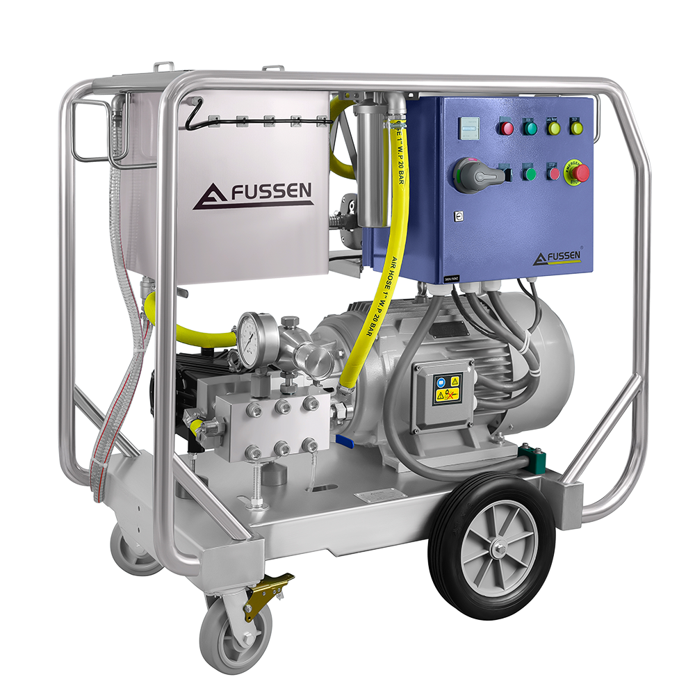 Fussen FDE Series electric high-pressure washer, up to 1000 bar, 15–36 L/min, ultra high-pressure design for heavy-duty industrial and marine cleaning.